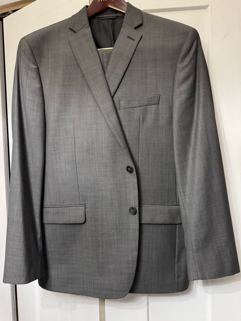 Calvin Klein Men's Gray Two-Button Suit- Modern Tailored Look